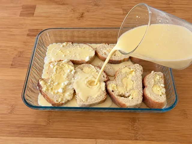 Peynirli Sütlü Ekmek