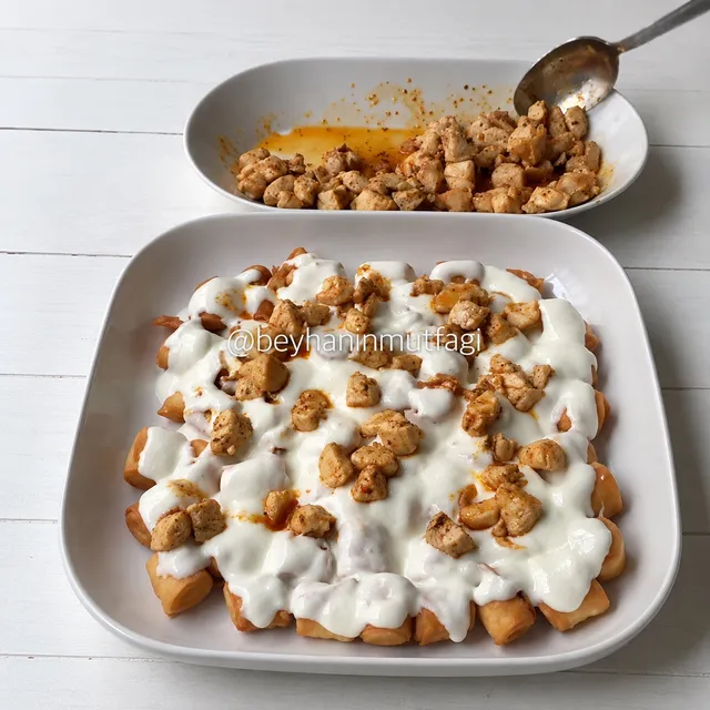Tavuklu Şiş Mantı