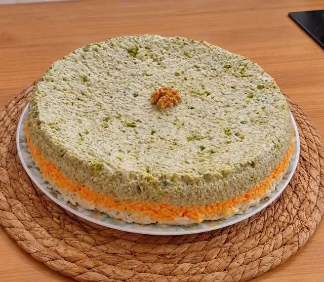 Üç Renki Brokoli Salatası