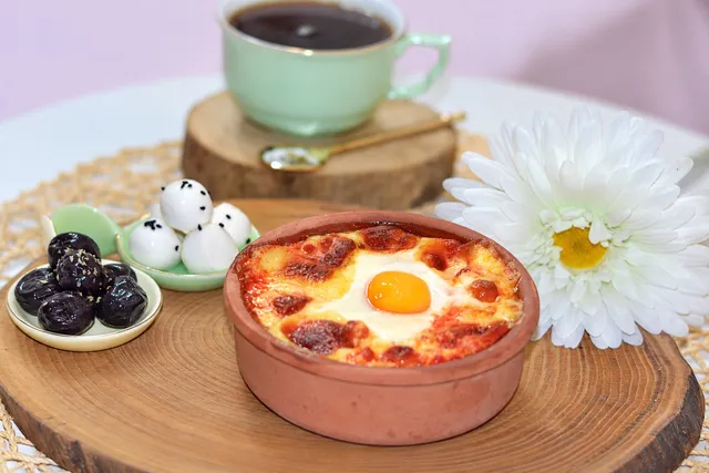 Güveçte Menemen