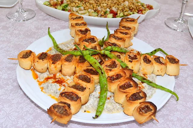 Yufkalı Şiş Kebap