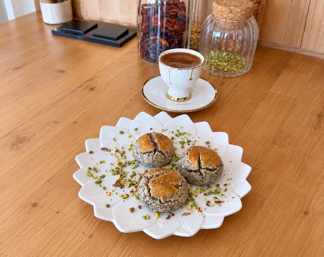 Haşhaşlı Şekerpare