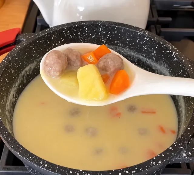 Ekşili Köfte